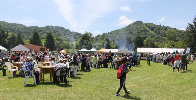 占冠村ふるさと祭りの風景