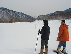 真っ白な雪原が広がるニニウ