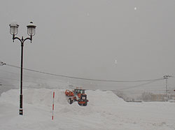 除雪する除雪重機