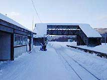 JR落合駅ホームの様子